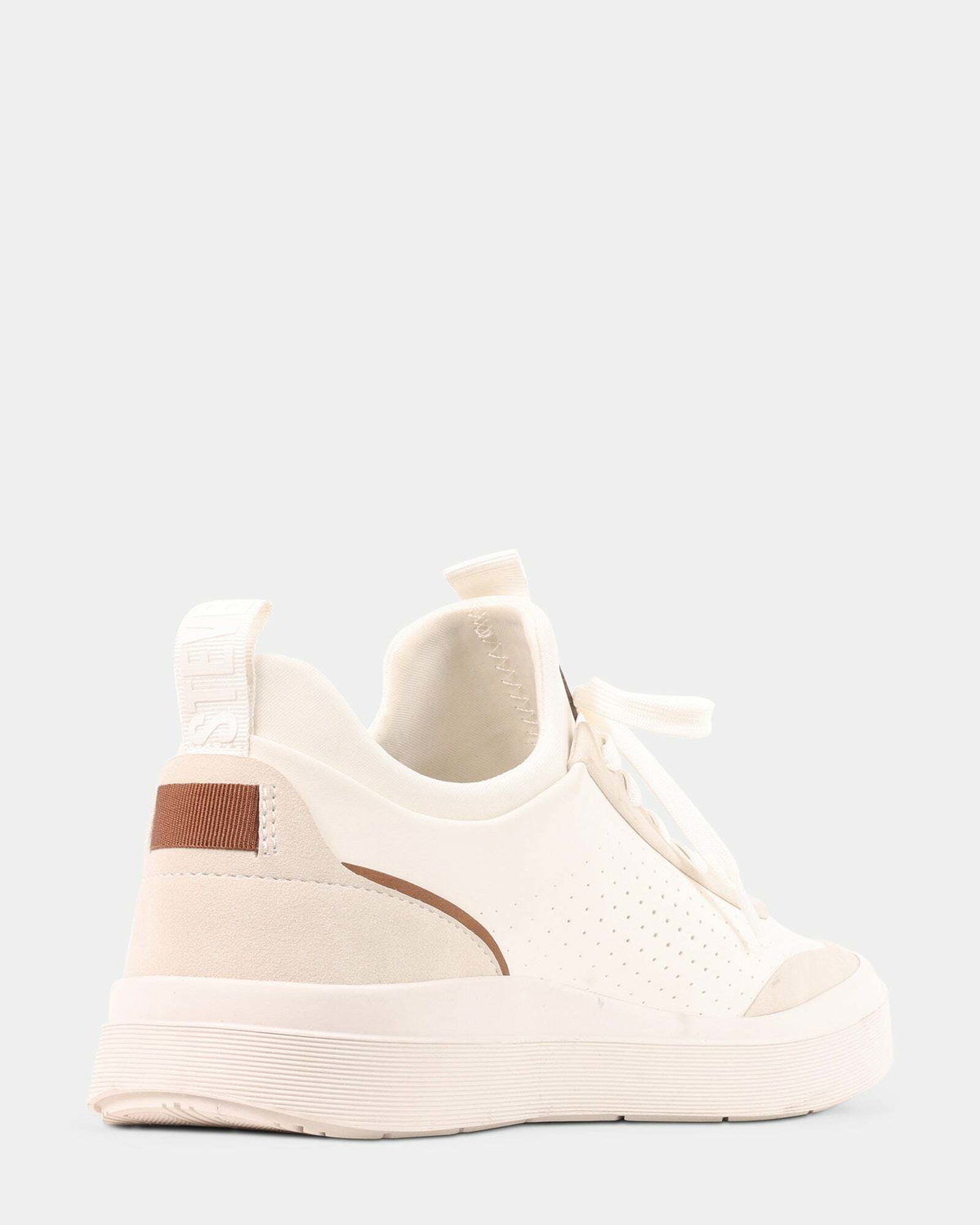 Steve Madden Octavio Sneakers in White Nubuck