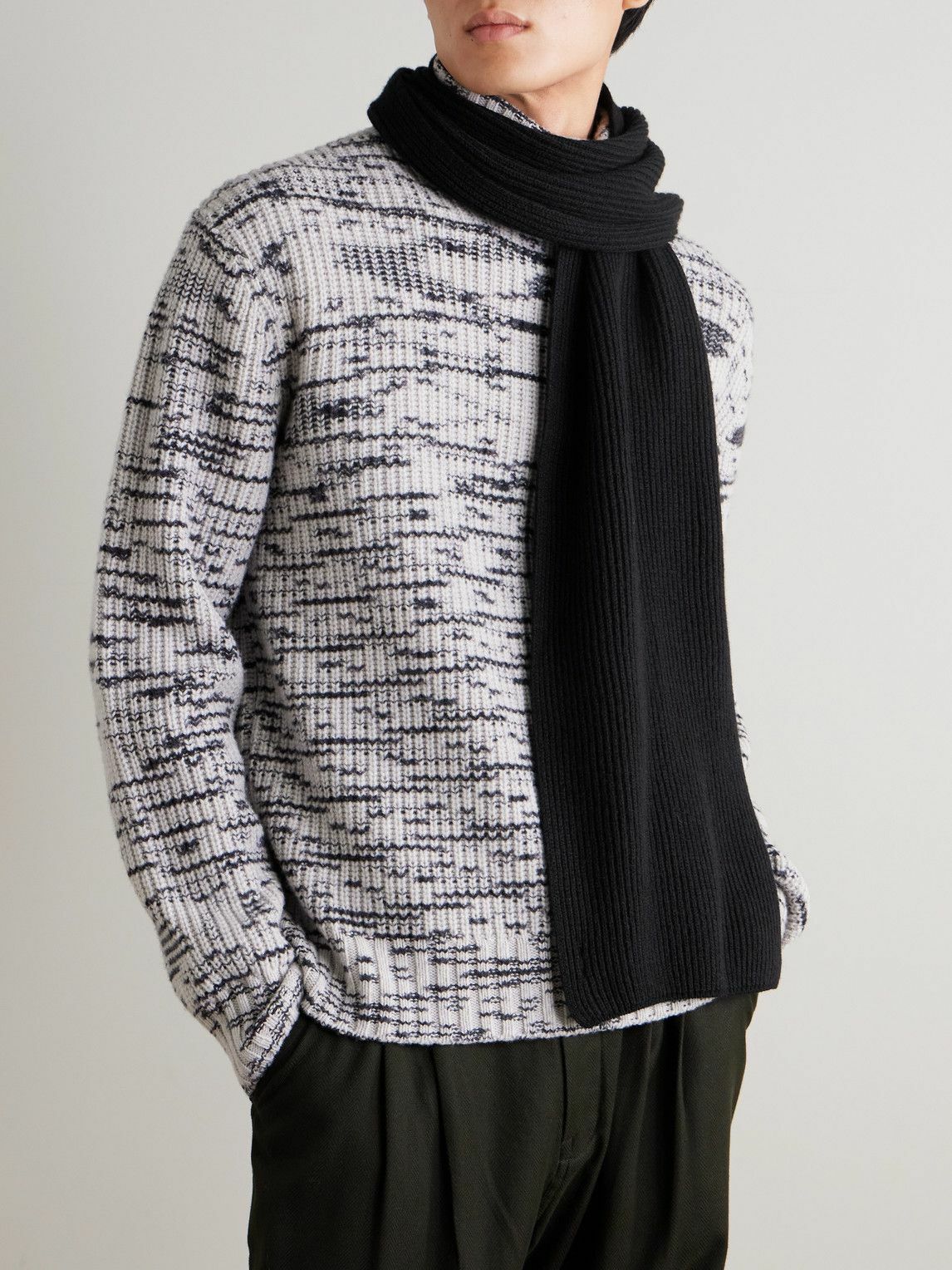 Johnstons of Elgin - Ribbed Cashmere Scarf