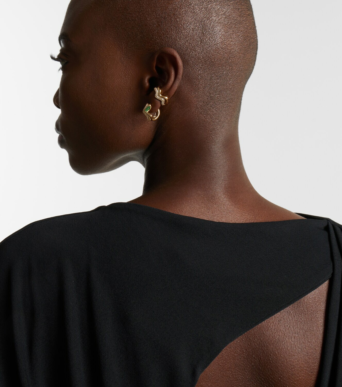 Shay Jewelry 18kt gold (750/1000) ear cuff with diamonds