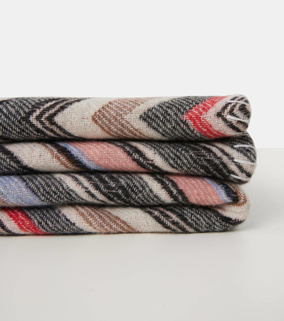 Missoni Zigzag wool-blend blanket