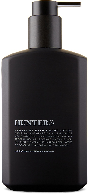 Photo: Hunter Lab Invigorating Shampoo, 550 mL