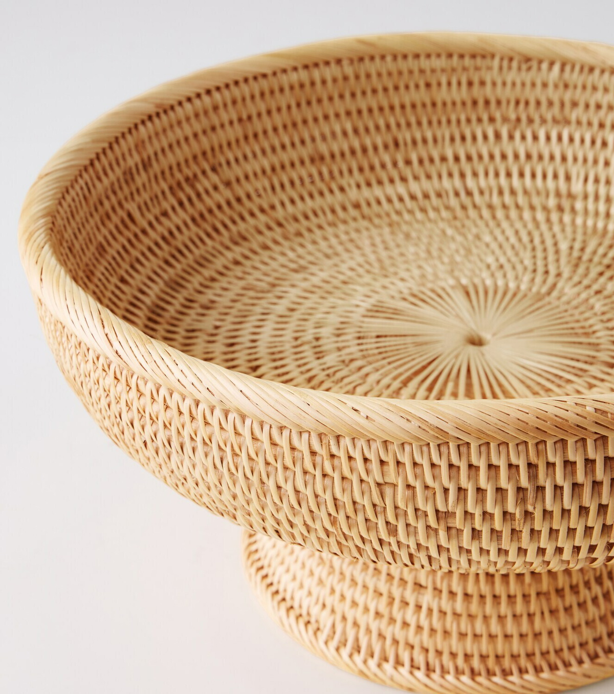 Cabana Sabbia wicker fruit stand