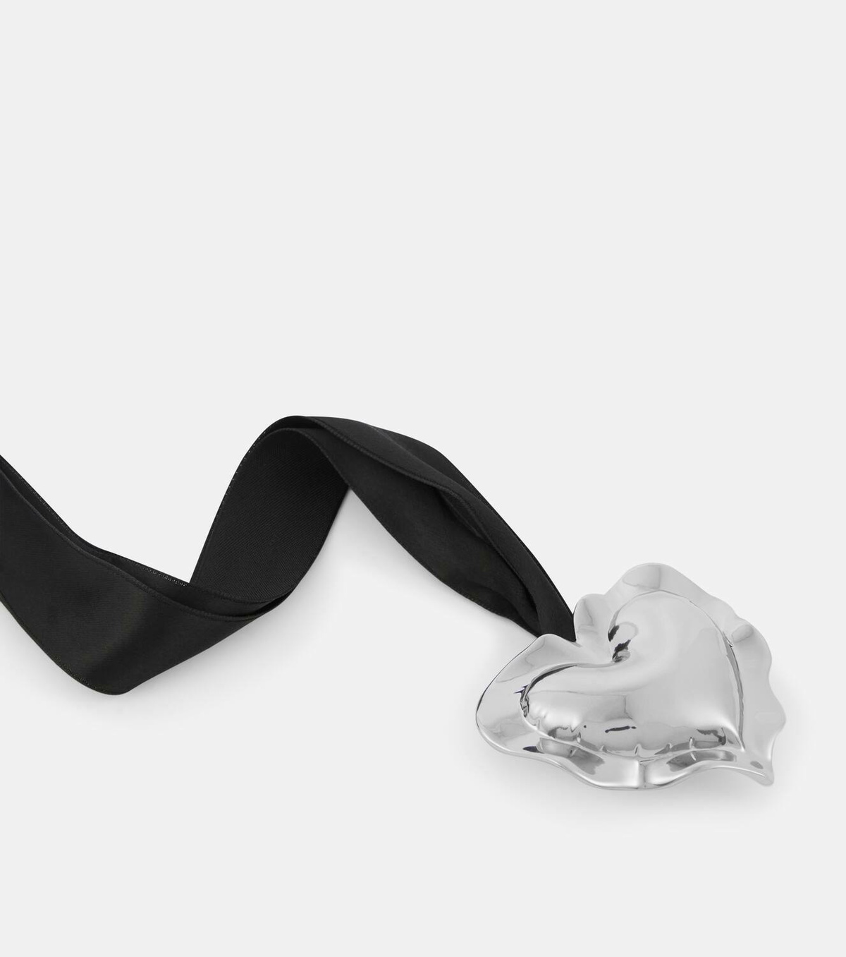 Nina Ricci Cushion Heart necklace