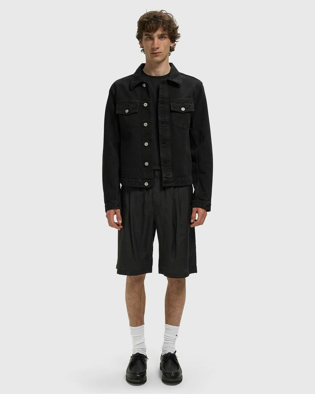 LEISURE SHORT