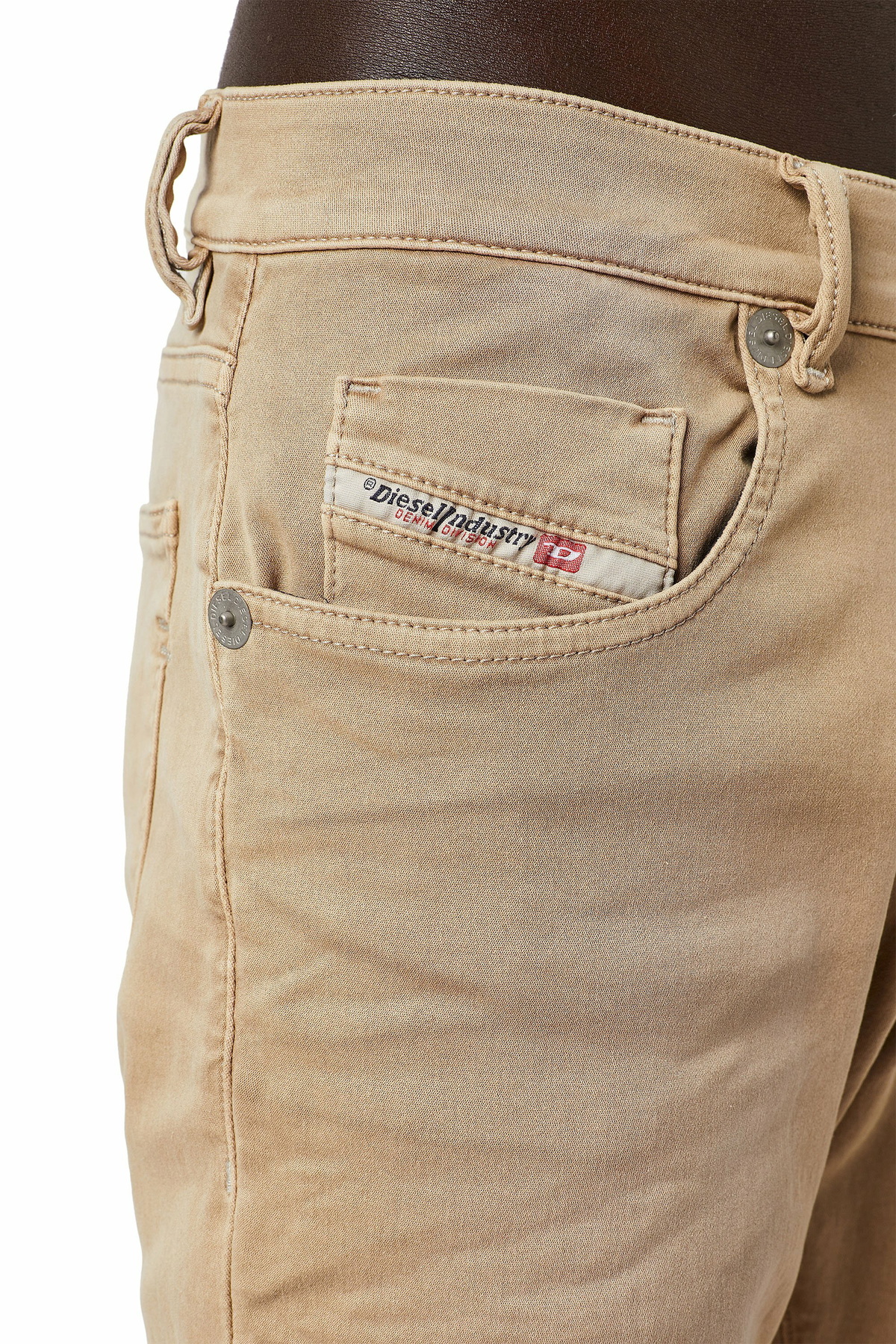 Diesel Jogg Jeans ベージュ チノパン Diesel Slim 2060 D-Strukt Joggjeans - Jeans Mens in Beige Diesel
