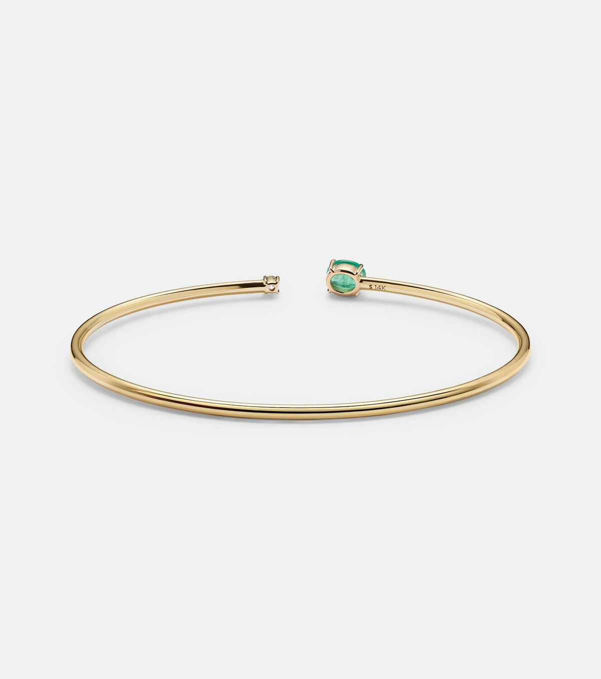 Stone and Strand 14kt gold (585/1000) cuff bracelet with emeralds and diamonds