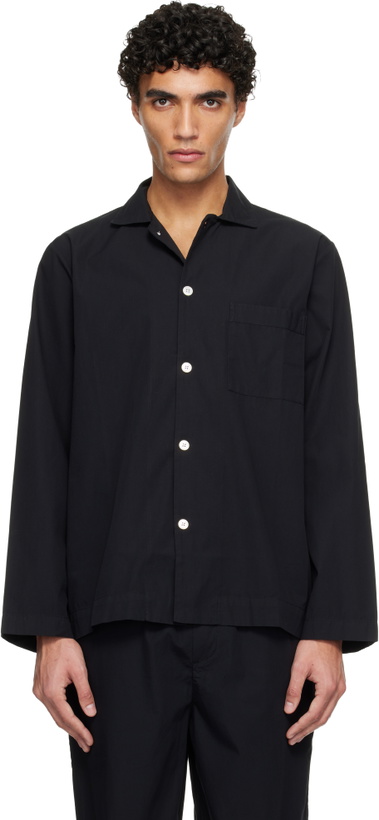 Photo: Tekla Black Poplin Long-Sleeved Pyjama Shirt