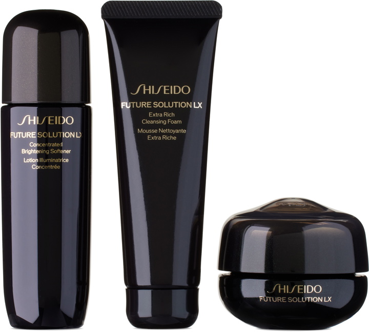 Photo: SHISEIDO Future Solution LX Eye & Lip Set
