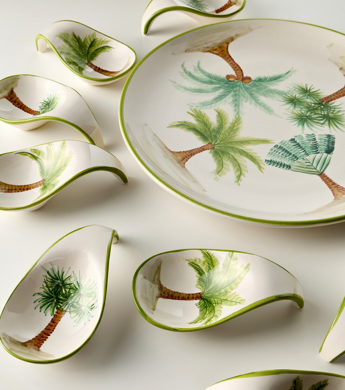 Les-Ottomans Palm set of 8 ceramic starter plates and platter