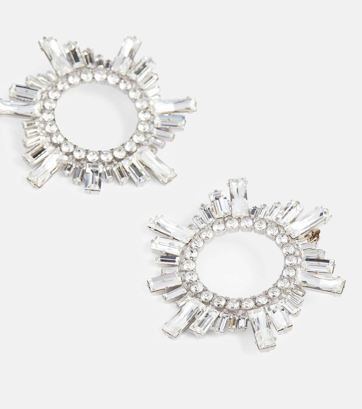 amina muaddi begum crystal