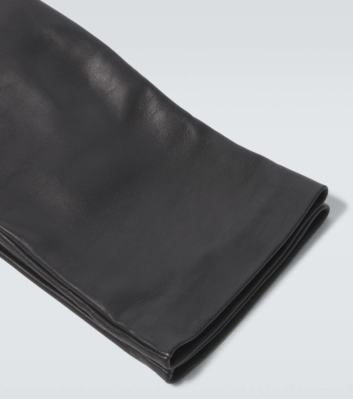 手袋 Saint Laurent Gants Petit Logo Saint Laurent YSL Vintage-Style Slit Gloves | Neiman Marcus