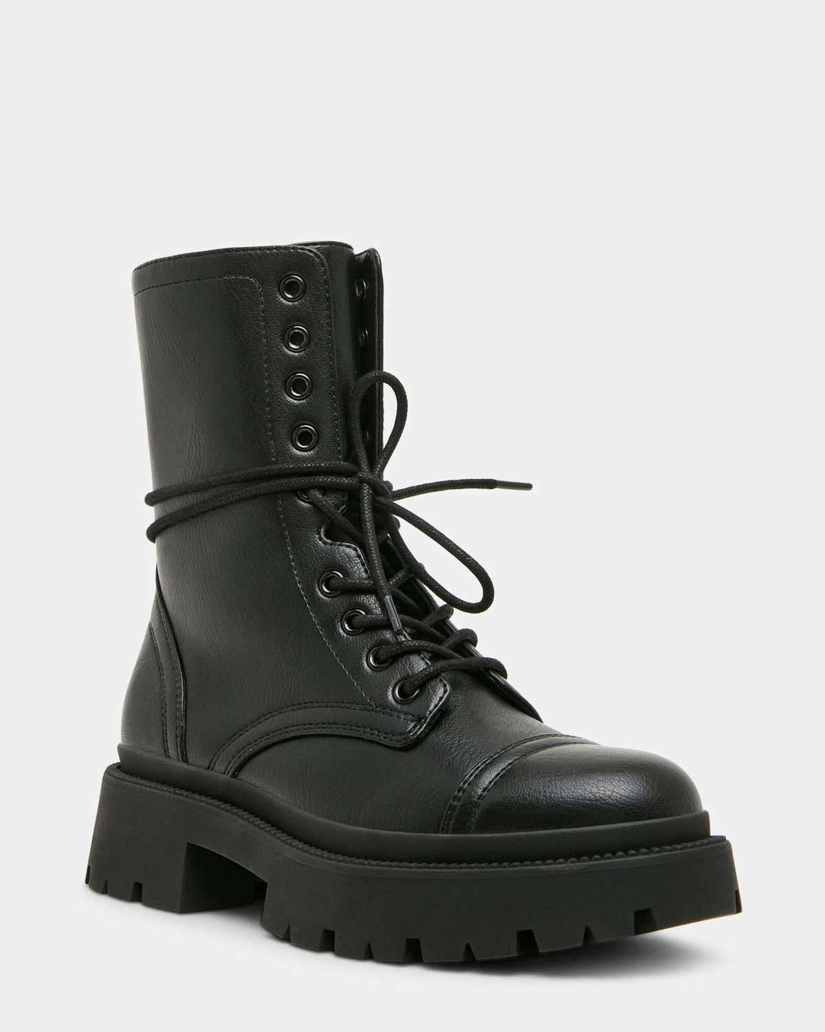 Steve Madden Ariellaa Boots in Black