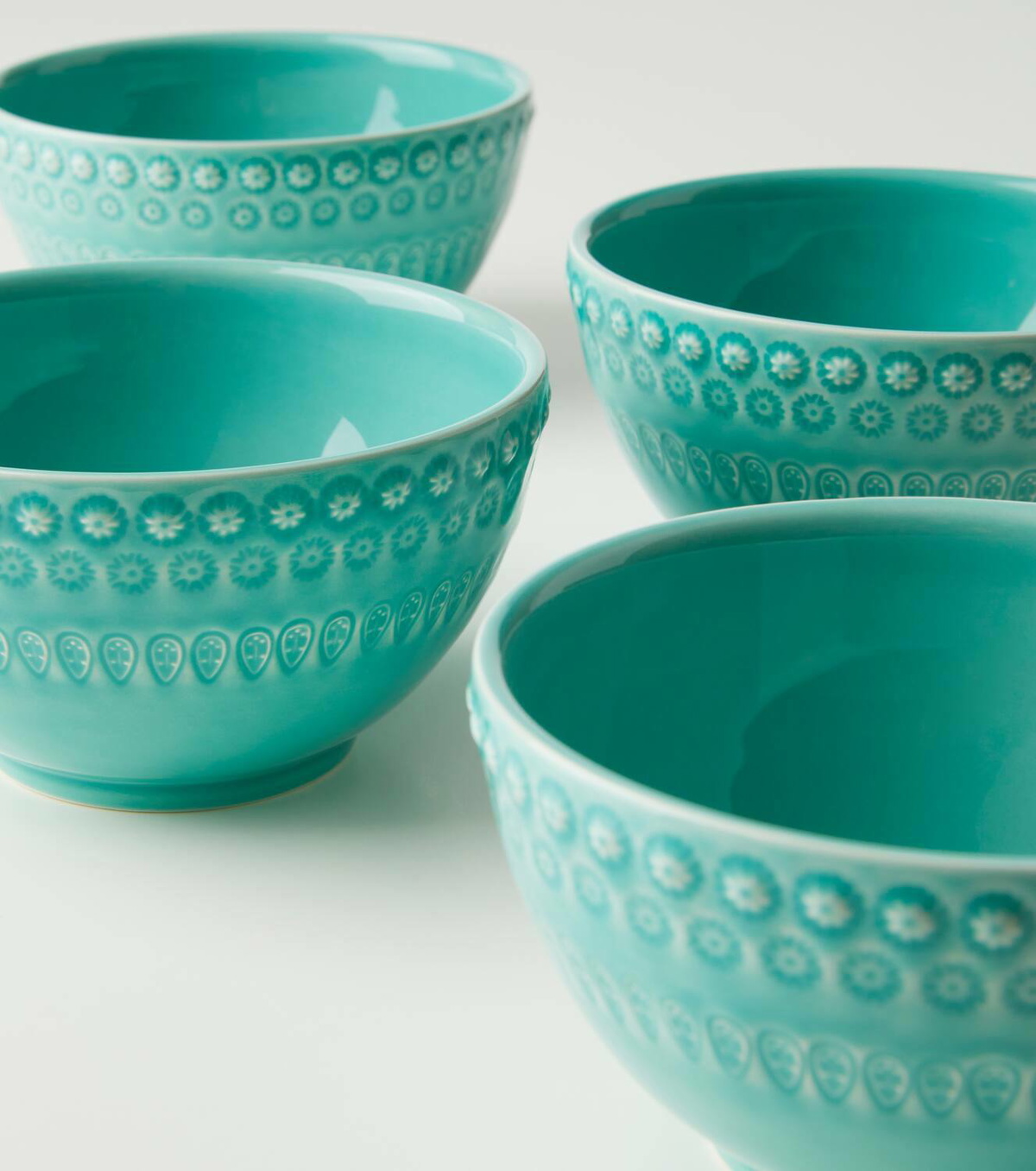 Bordallo Pinheiro Fantasia set of 4 ceramic bowls