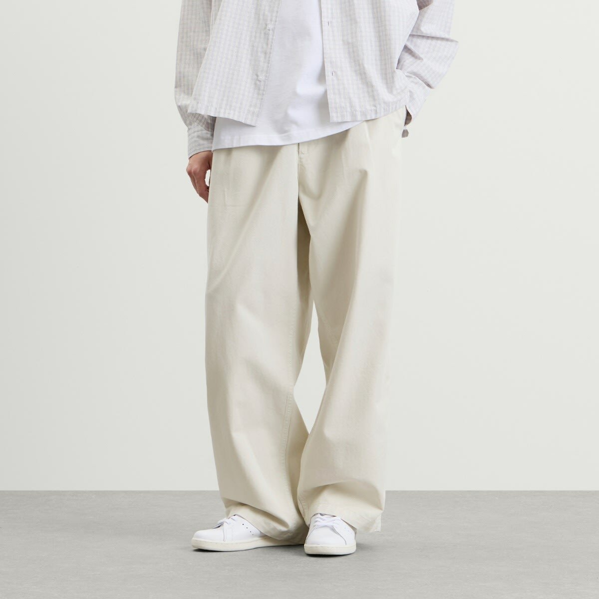 END. Spin Trouser in Warm White