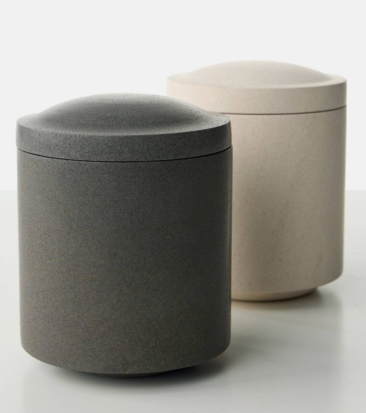 Louise Roe Gallery Object 01 stoneware container