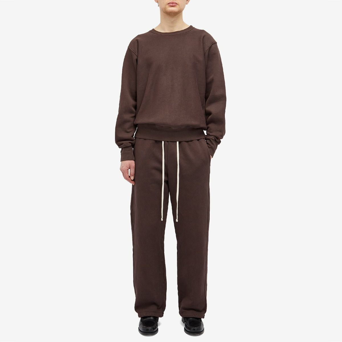 Les Tien Men's Heavyweight Crop Crew Sweat in Washed Brown Fig