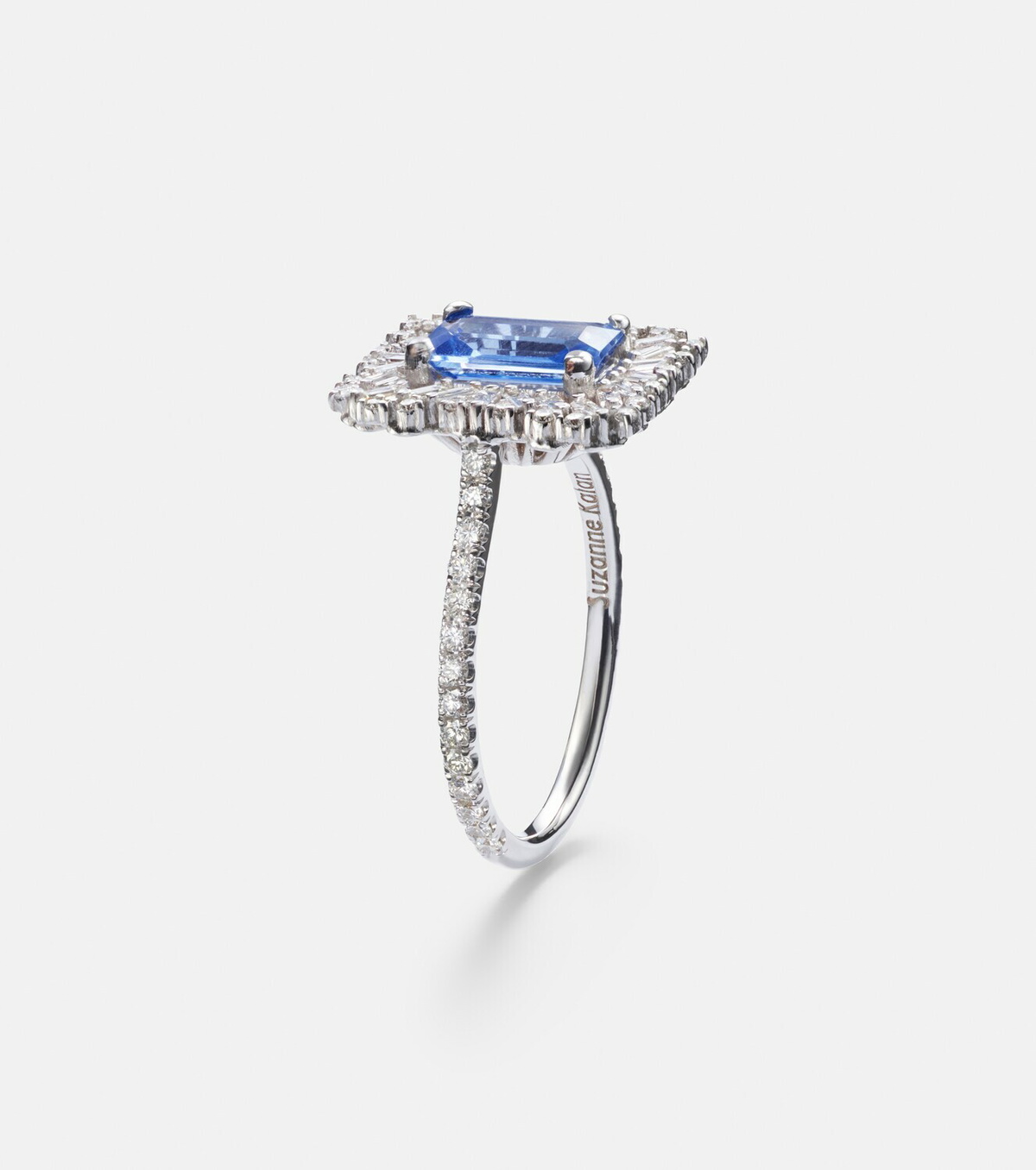 Suzanne Kalan 18kt white gold ring with sapphires and diamonds