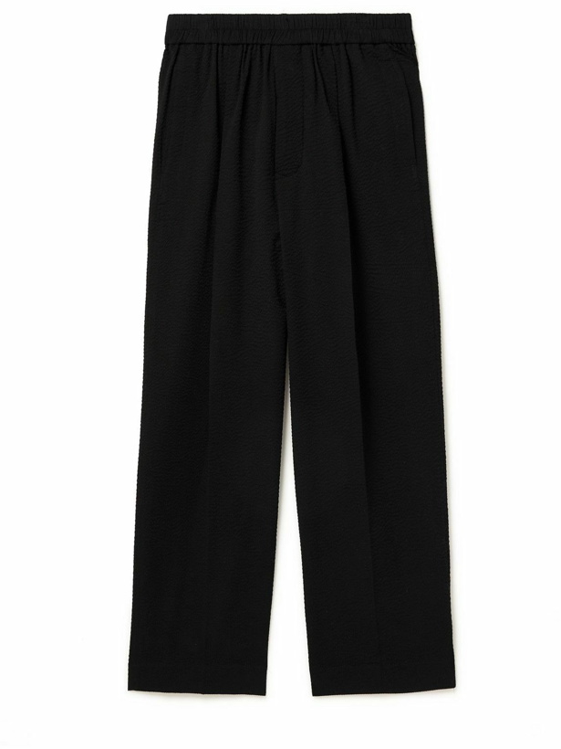 Photo: LE 17 SEPTEMBRE - Tapered Cotton-Seersucker Trousers - Black