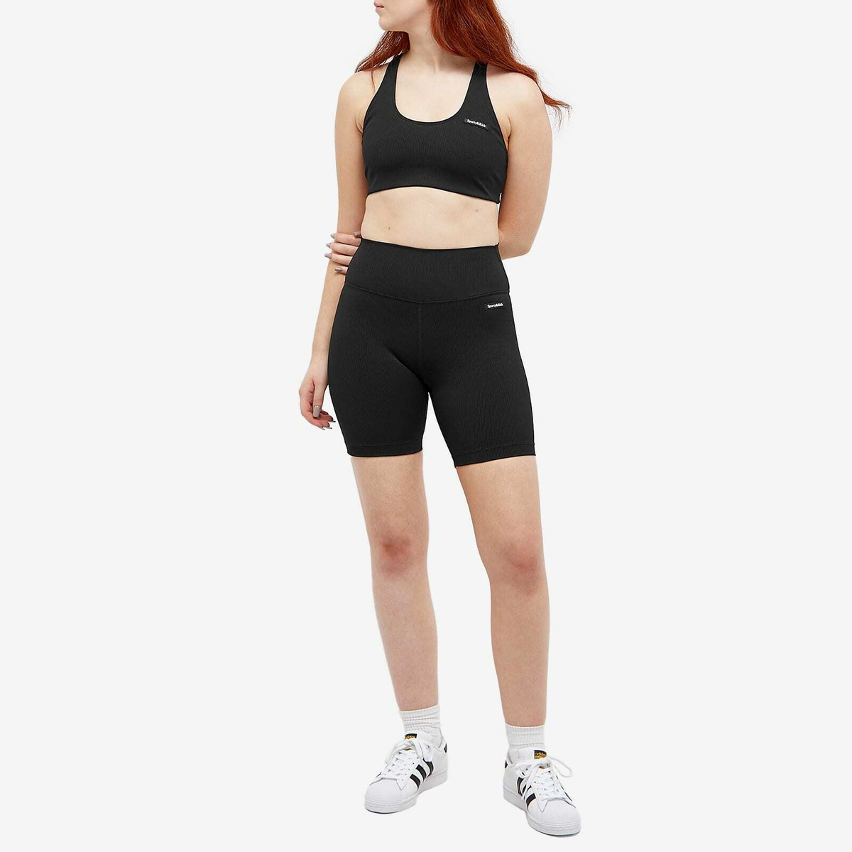 SPORTY & RICH WOMEN'S SERIF LOGO BIKER SHORTS