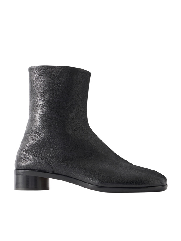Photo: Maison Margiela - Tabi Split-Toe Full-Grain Leather Boots - Black
