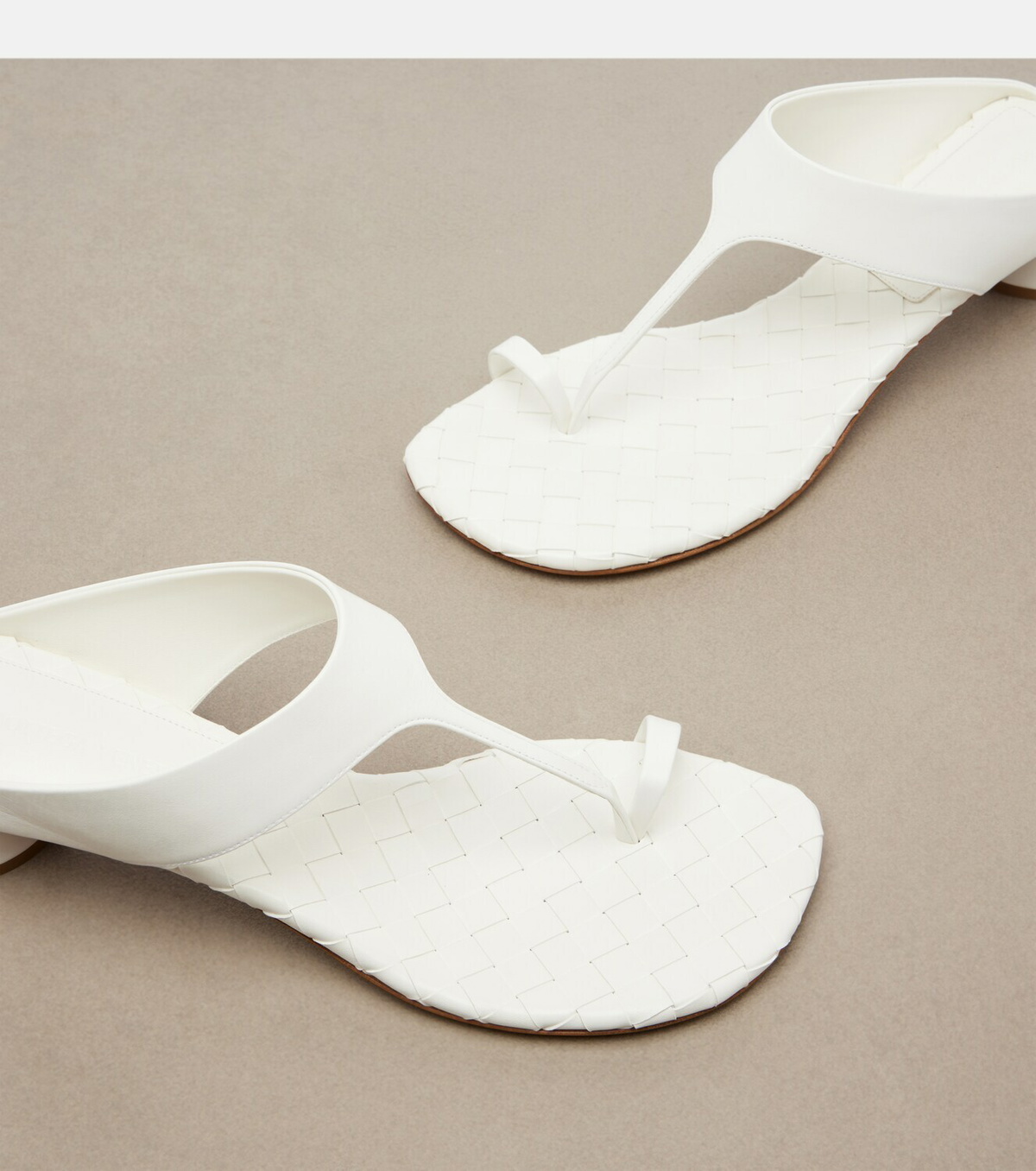Bottega Veneta Livia Intrecciato leather thong sandals