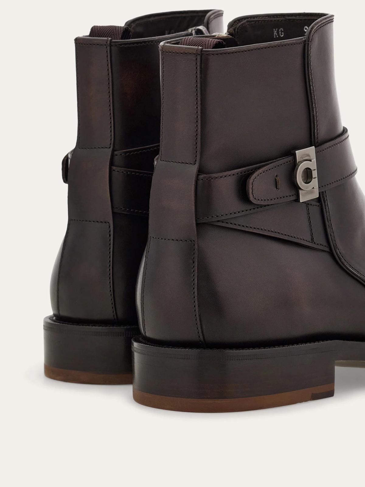 Ferragamo Mens Ankle boot with Hug buckle in Brown