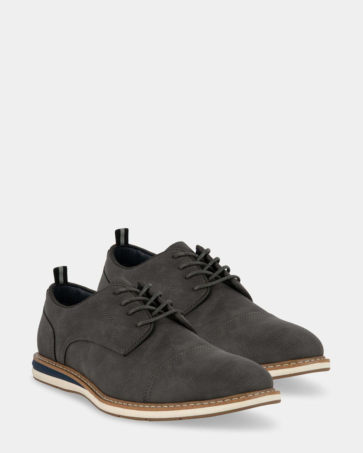 Steve Madden Kreedd Casual Shoes in Grey Nubuck