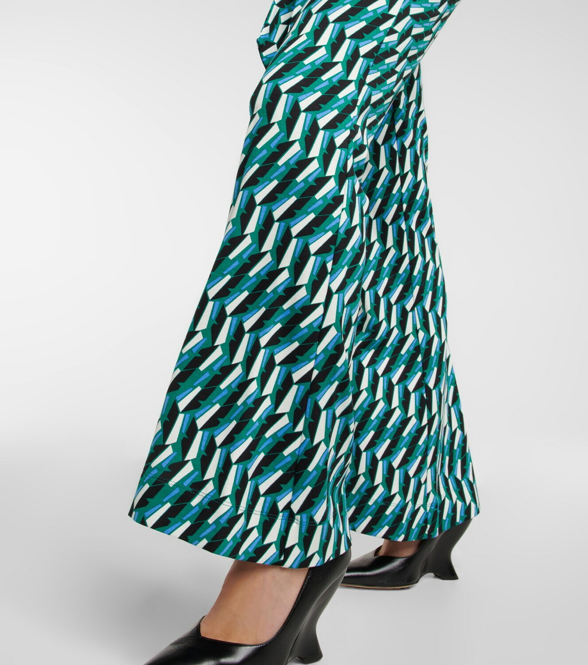 【Diane von Furstenberg】Vネック tie-waistジャンプスーツ Diane von Furstenberg - Printed tie-waist jumpsuit Diane von
