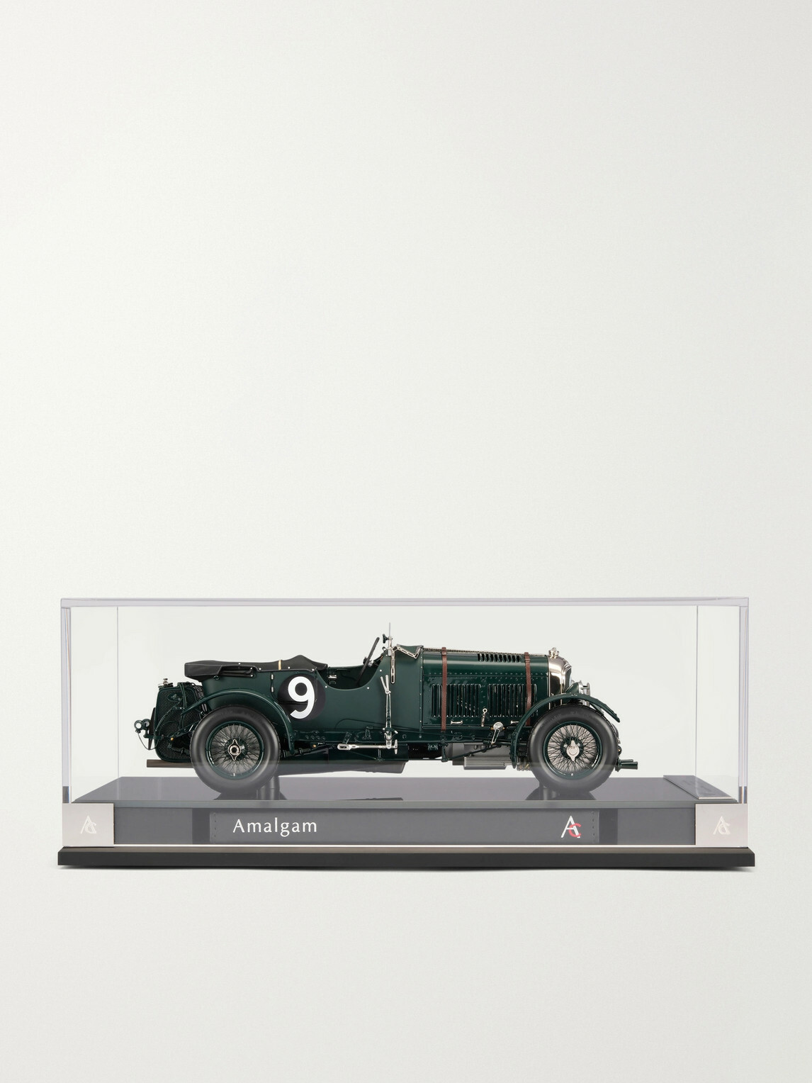 Amalgam Collection - 1929 Bentley Blower Le Mans Racer 1:18 Model Car - Green