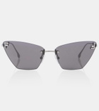 Fendi Cat-eye sunglasses