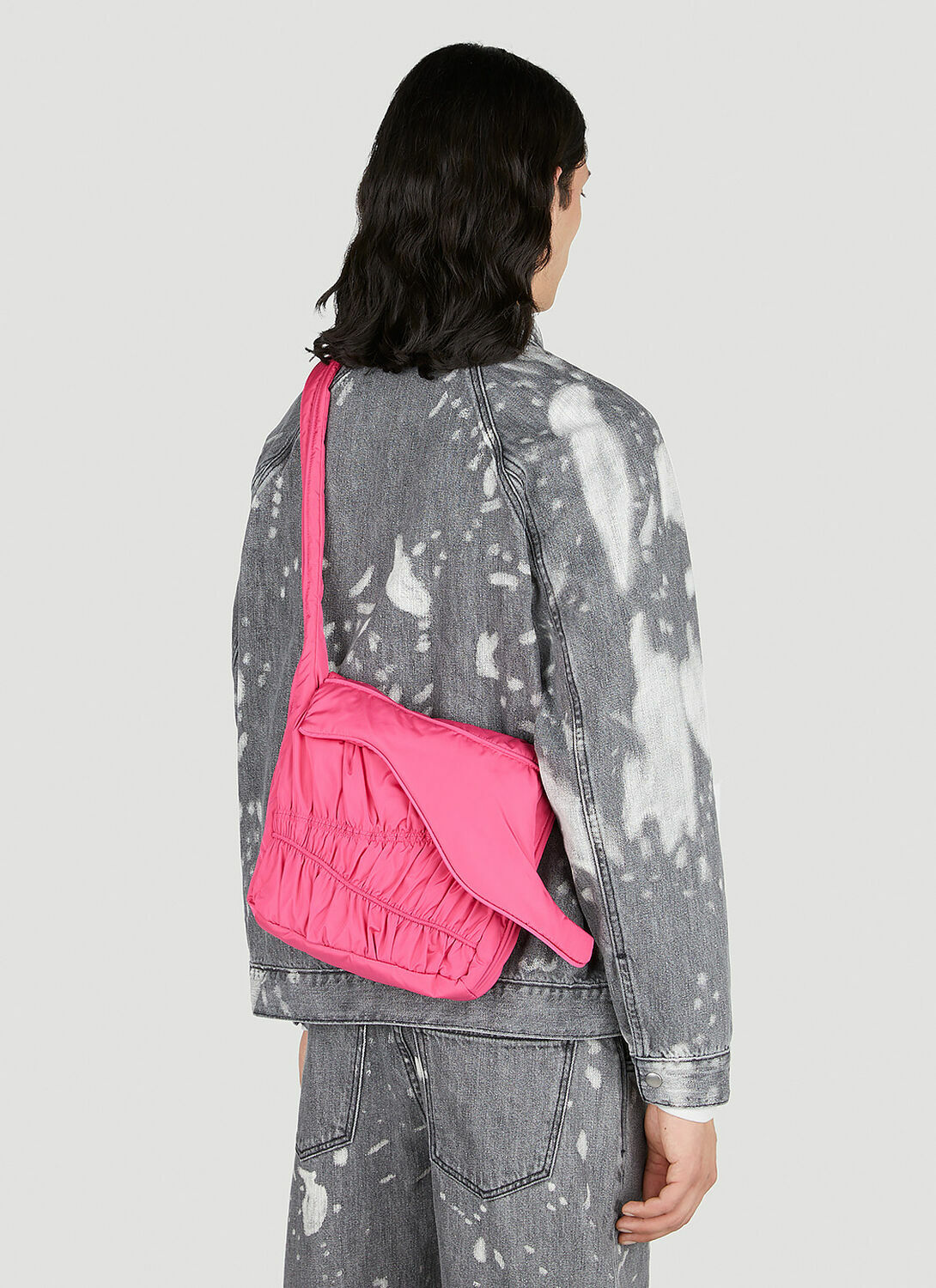 Mainline:RUS/Fr.CA/DE Padded Crossbody Bag