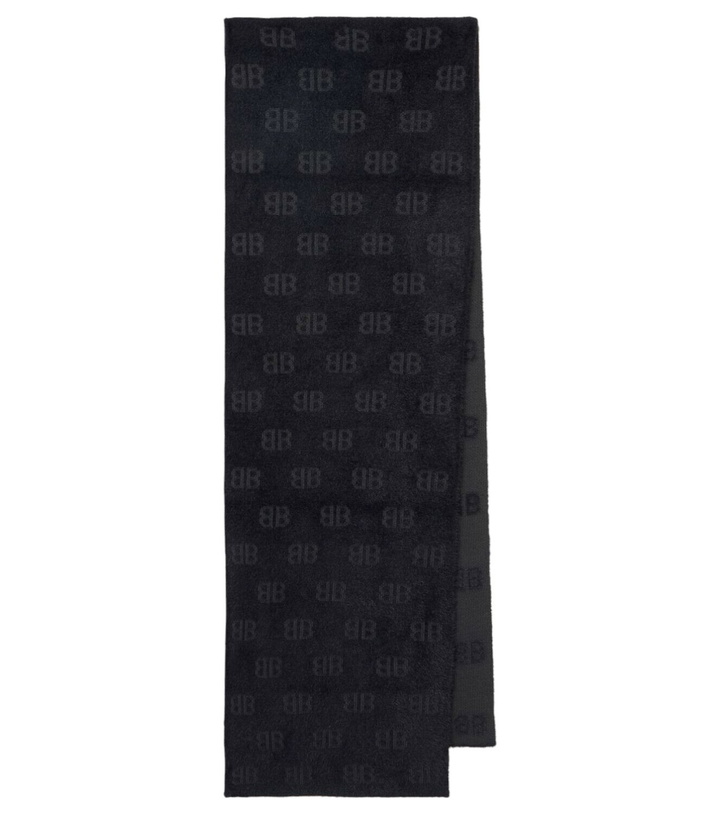 Photo: Balenciaga BB wool-blend scarf