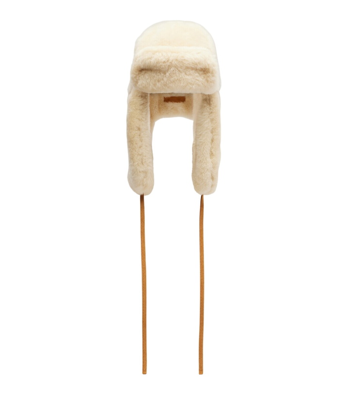 Photo: Jacquemus Chapka leather-trimmed shearling hat