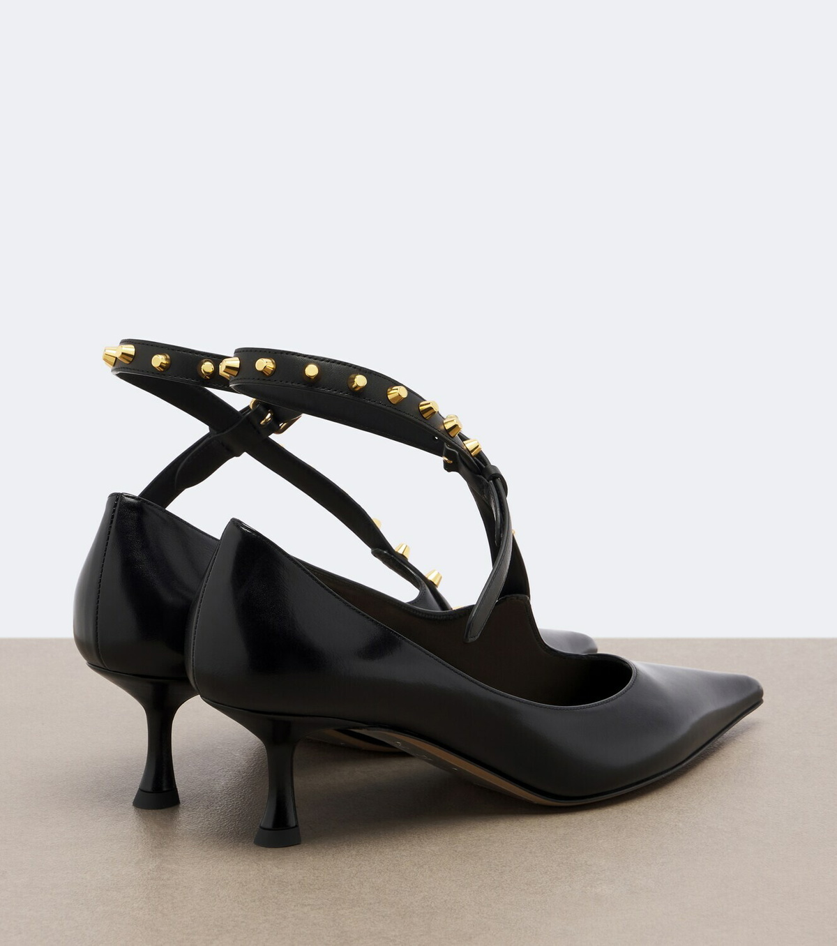 Fendi Fendi Vertigo studded leather pumps