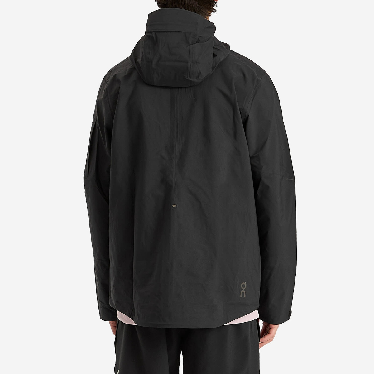 ON Men's Trek Jacket in Black On