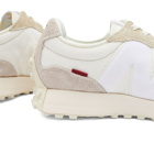 New Balance MS327FG Sneakers in Angora