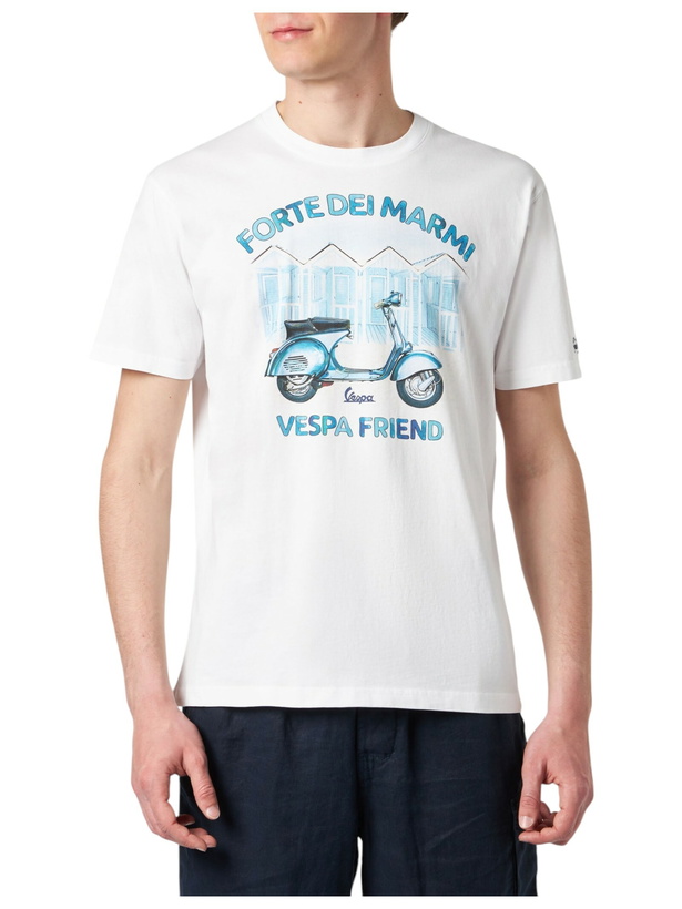 Photo: MC2 Saint Barth Man Cotton T-shirt With Forte Dei Marmi Vespa Friend Print | Vespa® Special Edition