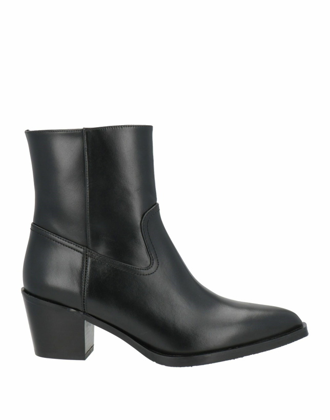 Photo: Stuart Weitzman Womens Ankle boots in Black