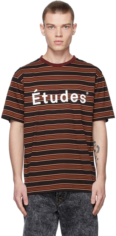 Photo: Études Burgundy Wonder T-Shirt