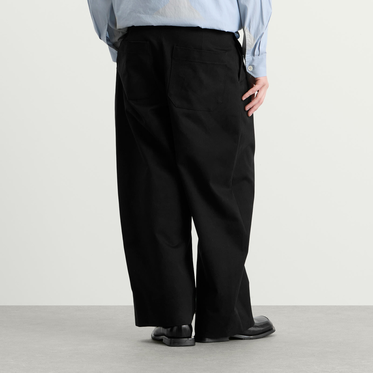 Studio Nicholson Men's Sorte Deep Pleat Volume Pant in Black