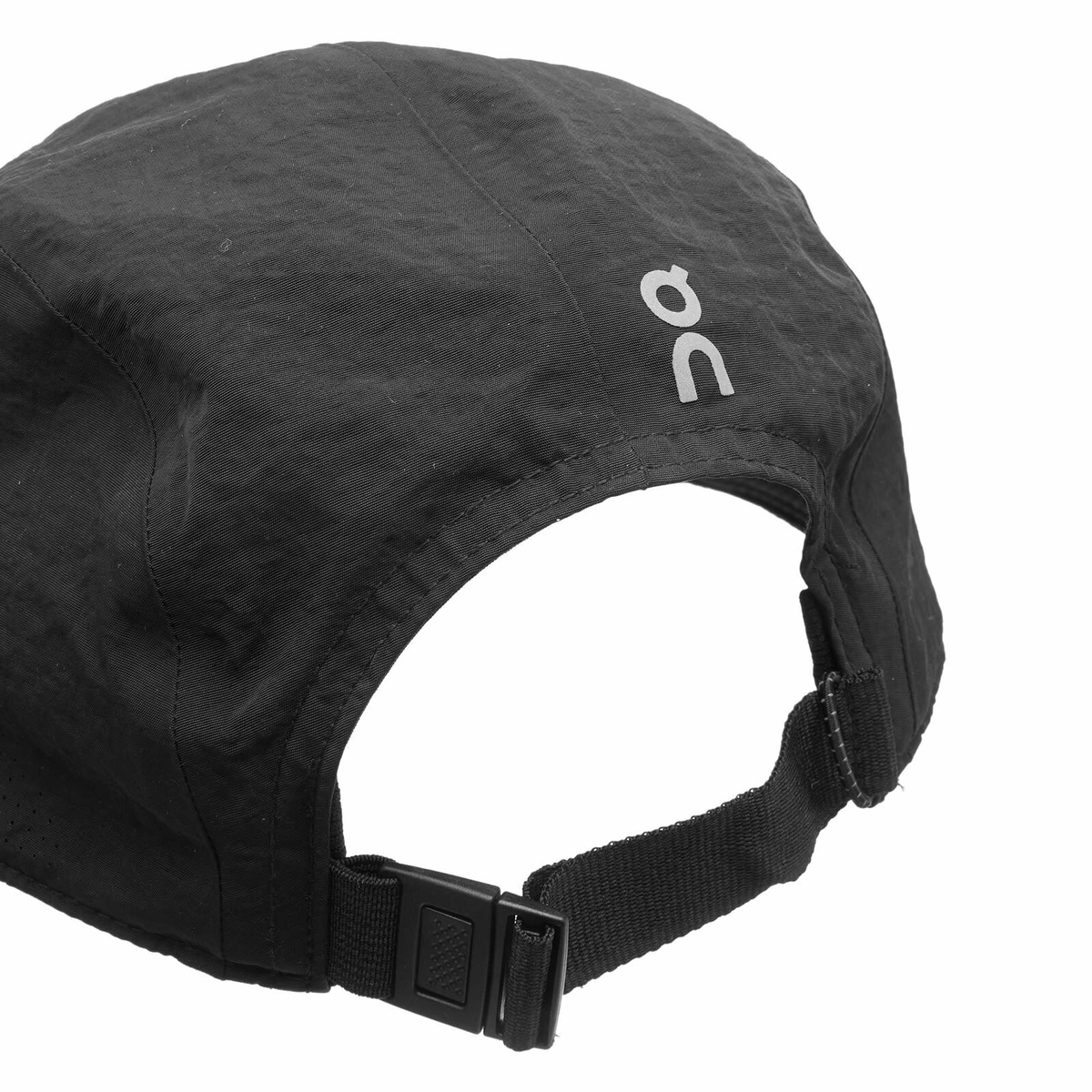 ON Men's Performance Cap in Black 
