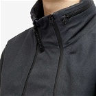Norse Projects Men's Textured Twill Gore-Tex 3L Stand Collar Jacke in Charcoal Grey