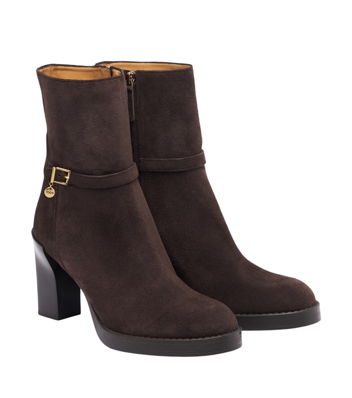 Photo: Tod's Suede ankle boots