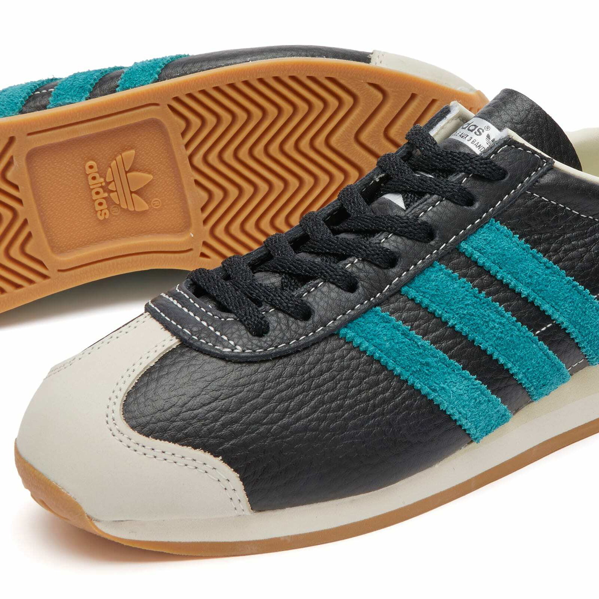 Adidas Women's Country OG W in Core Black/Legacy Teal/Silver