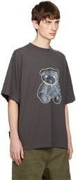 We11done Gray Necklace Teddy T-Shirt