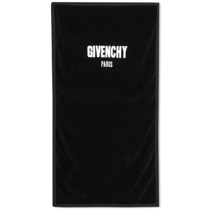 Photo: Givenchy Logo Towel