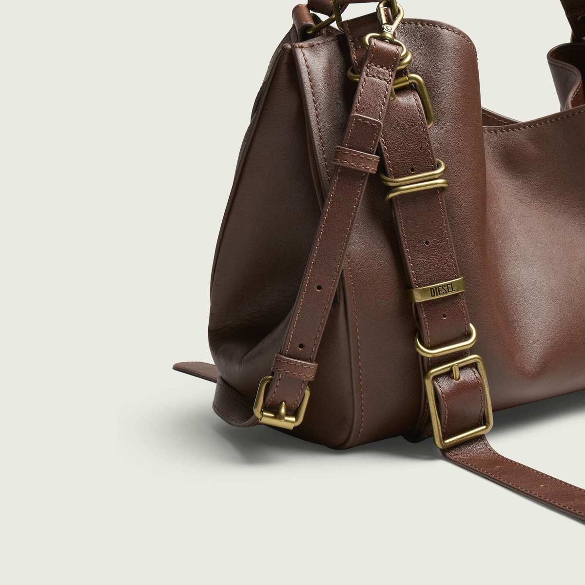 Diesel Women's D-One Tophandle Medium Bag in Leather Brown