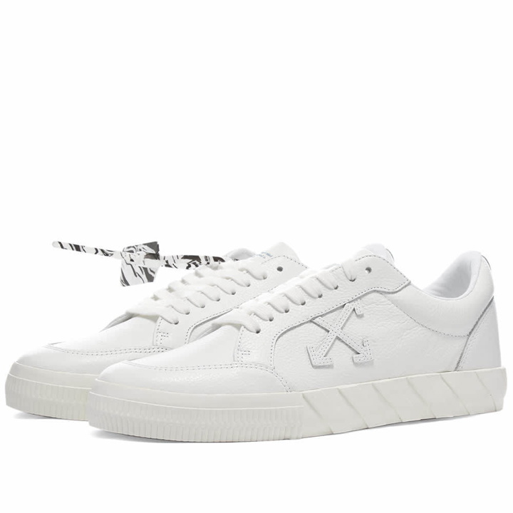 Photo: Off-White Vulcanised Low Top Sneaker