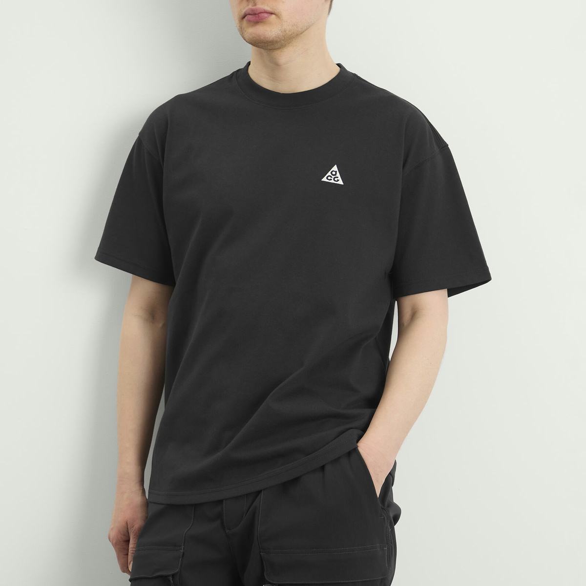 Nike Men's ACG Chest Logo T-Shirt in Black