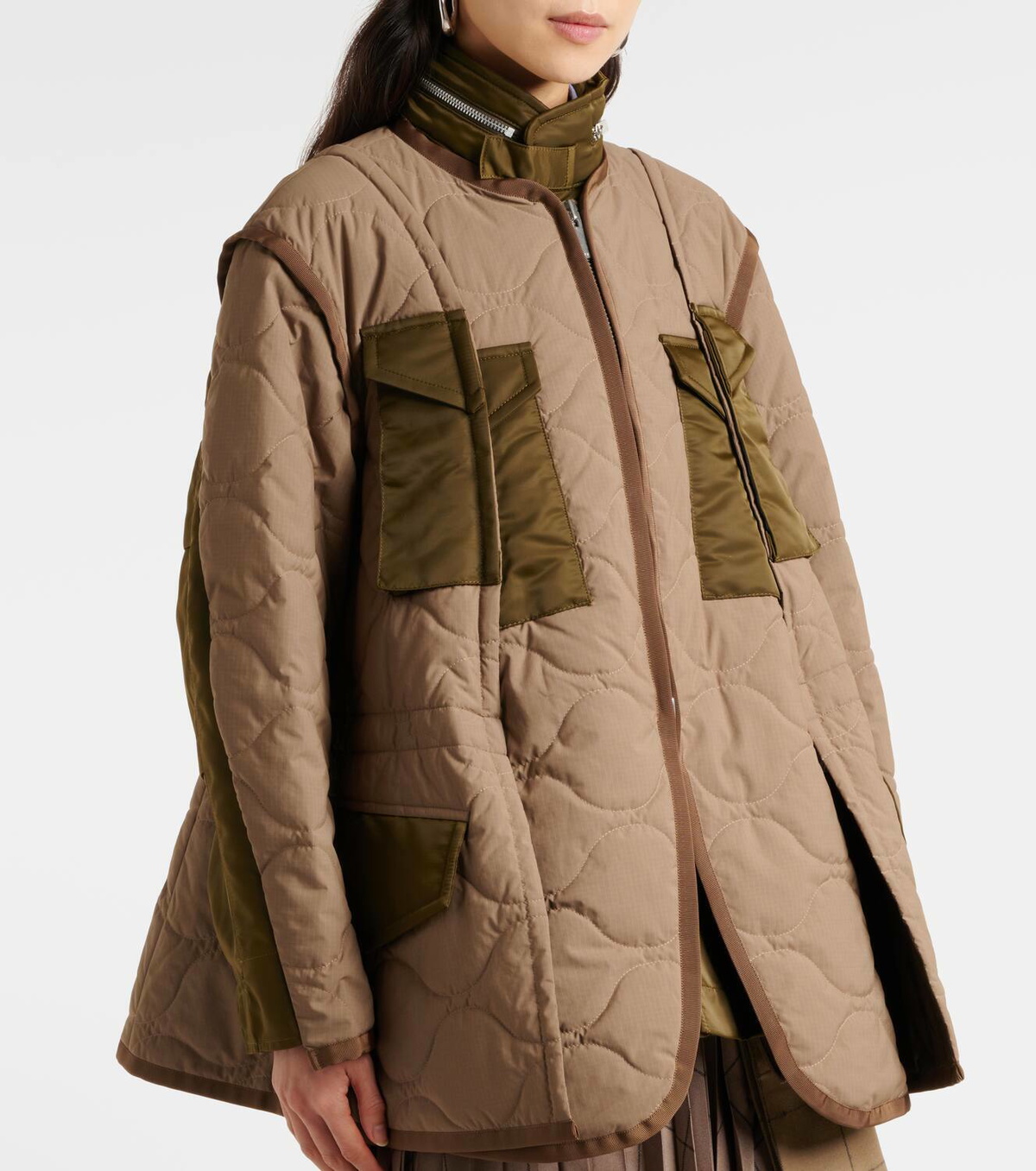【SACAI】Rip Stop Quilted Coat【関税送料込】 sacai Navy & Black Rip Stop Quilted Coat Sacai
